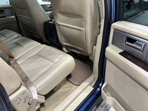 Used 2013 Ford Expedition EL XLT image 27