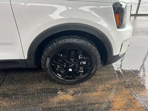 Used 2024 Kia Telluride SX Prestige X-Pro image 11