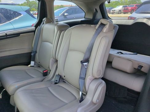 Used 2019 Honda Odyssey EX-L image 16