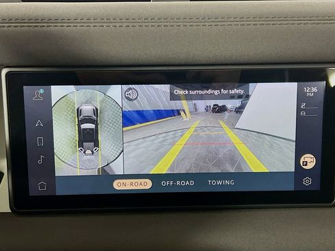 Used 2023 Land Rover Defender 110 S image 14