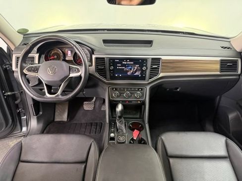 Used 2021 Volkswagen Atlas SE w/ Panoramic Sunroof Package AWD/4WD image 32