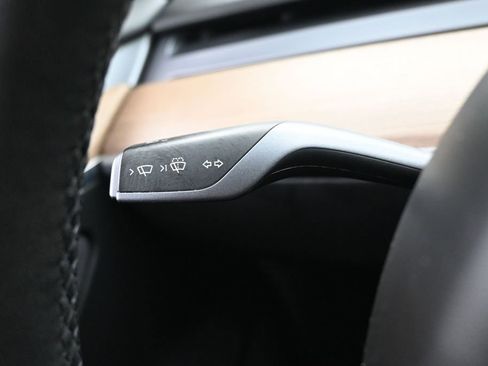 Used 2021 Tesla Model 3 Standard Range Plus RWD image 27