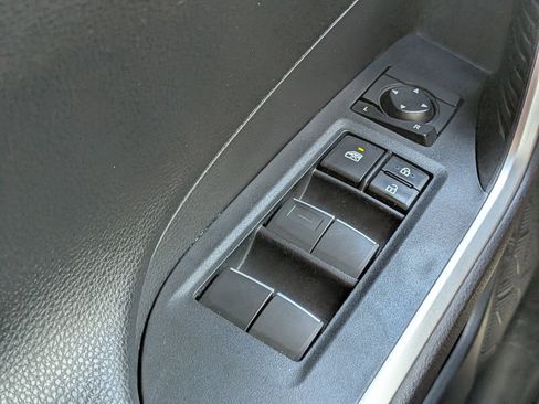 Used 2019 Toyota RAV4 Limited w/ Cold Weather Package FWD image 24