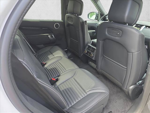 Used 2025 Land Rover Discovery S AWD/4WD image 11