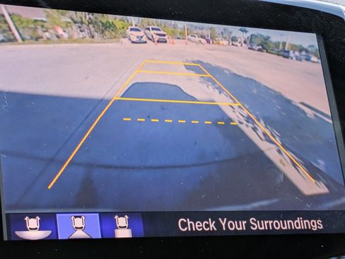 Used 2017 Honda Pilot Touring image 30