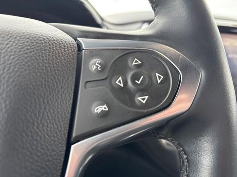 Used 2023 Chevrolet Traverse LT w/ LPO, Floor Liner Package image 21