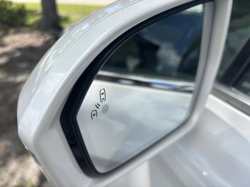 Used 2016 Lincoln MKX Select w/ Select Plus Package image 41