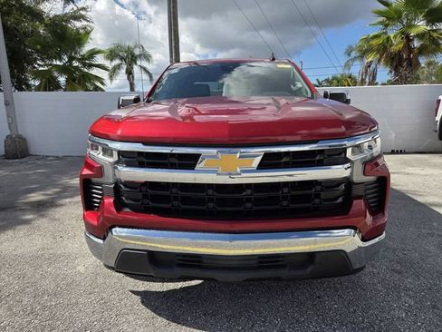 Used 2023 Chevrolet Silverado 1500 LT RWD image 2