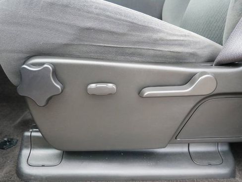 Used 2009 Chevrolet Silverado 1500 LT w/ Power Pack Plus AWD/4WD image 15