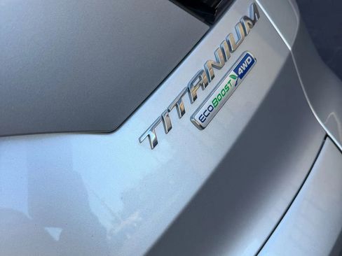 Used 2017 Ford Escape Titanium AWD/4WD image 12