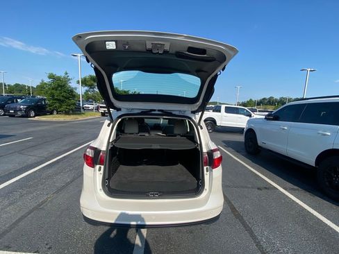 Used 2015 Ford C-MAX SEL w/ Equipment Group 302A FWD image 25