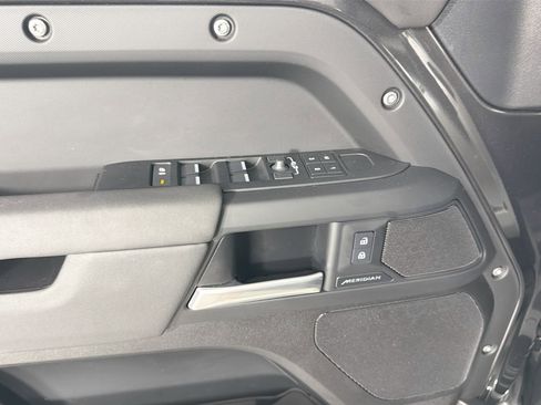 Certified 2025 Land Rover Defender 110 S image 19