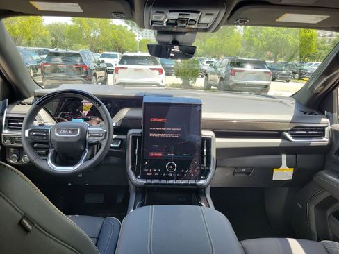 New 2026 GMC Yukon XL Elevation w/ Elevation Premium Package AWD/4WD image 7