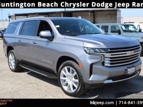Used 2021 Chevrolet Suburban High Country RWD image 1