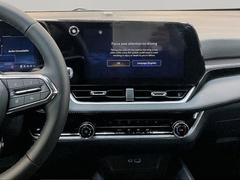 New 2026 Chevrolet Equinox LT AWD/4WD image 7