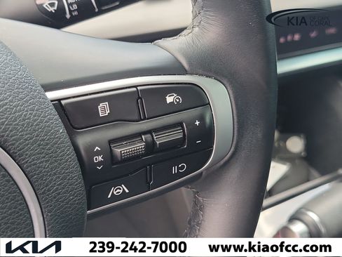 Certified 2024 Kia Sportage EX FWD image 27