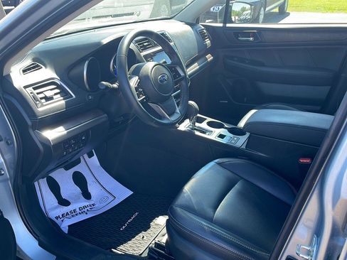 Used 2018 Subaru Outback 2.5i Limited AWD/4WD image 9