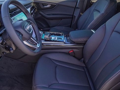 New 2026 Audi Q7 2.0T Premium image 8