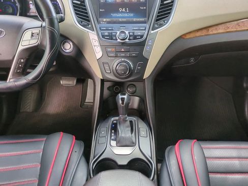 Used 2013 Hyundai Santa Fe Sport w/ Technology Pkg FWD image 18