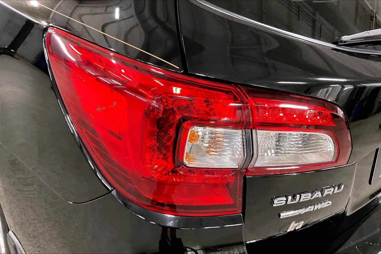 Used 2017 Subaru Outback 2.5i Premium AWD/4WD image 29