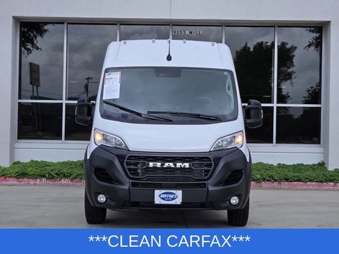 Used 2026 RAM ProMaster 2500 w/ Convenience Group FWD image 2