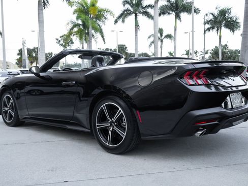 Used 2024 Ford Mustang Premium image 30