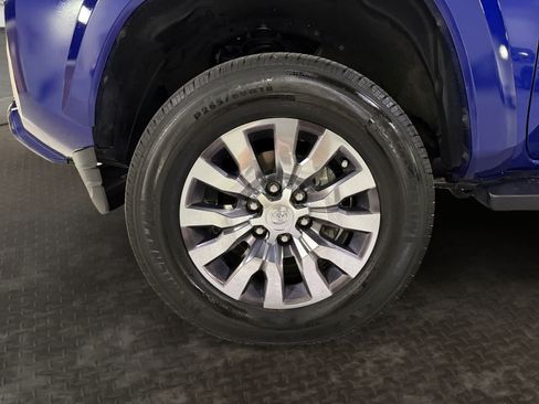 Used 2023 Toyota Tacoma Limited AWD/4WD image 21