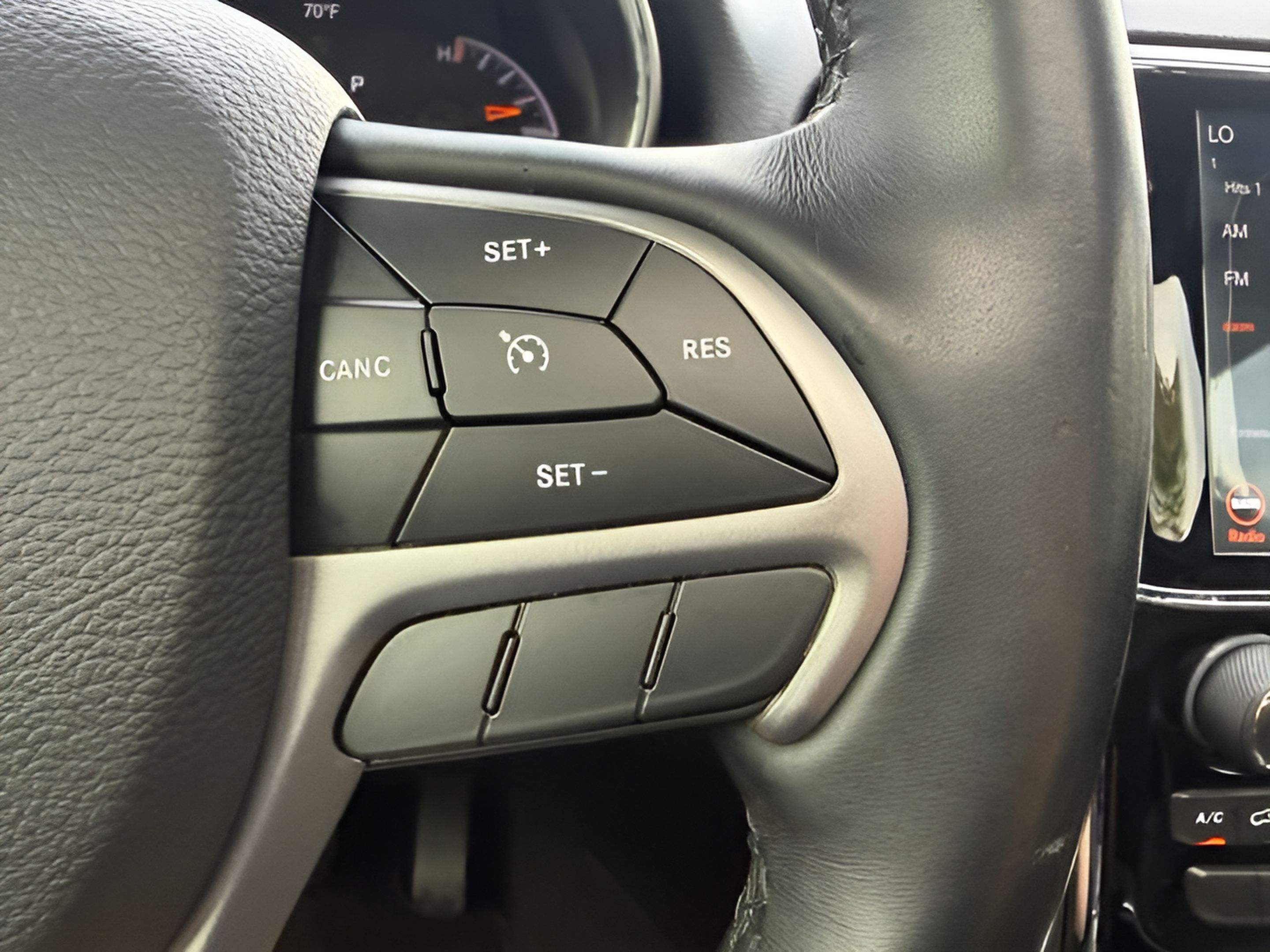 Used 2019 Jeep Grand Cherokee Altitude AWD/4WD image 14