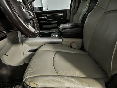 Used 2018 RAM 3500 Laramie Longhorn w/ Longhorn Southfork Package image 19