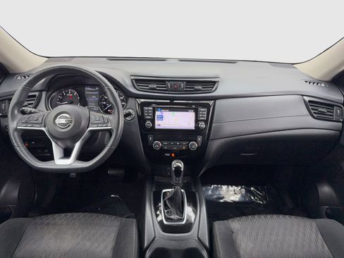 Used 2017 Nissan Rogue SV w/ SV Premium Package image 20