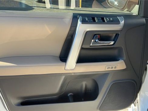 Used 2019 Toyota 4Runner Limited image 22