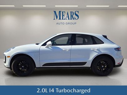 Used 2024 Porsche Macan T w/ Premium Plus Package