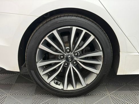 Used 2019 Kia Stinger AWD/4WD image 33