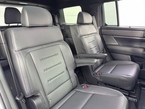 Used 2025 Hyundai Santa Fe Calligraphy image 41