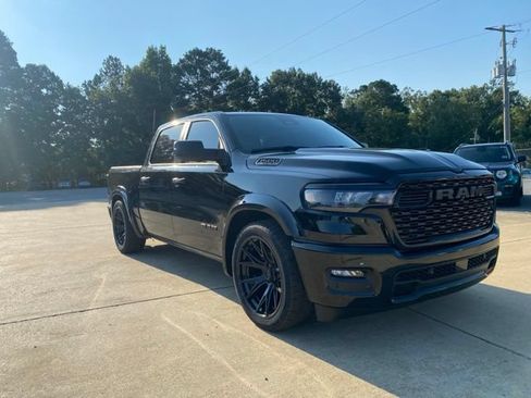 Used 2025 RAM 1500 Tradesman w/ Night Edition AWD/4WD image 15