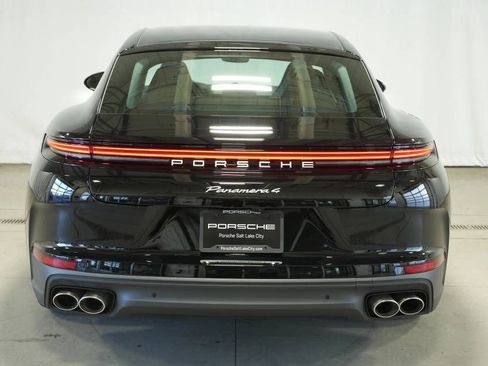 New 2026 Porsche Panamera 4 image 12