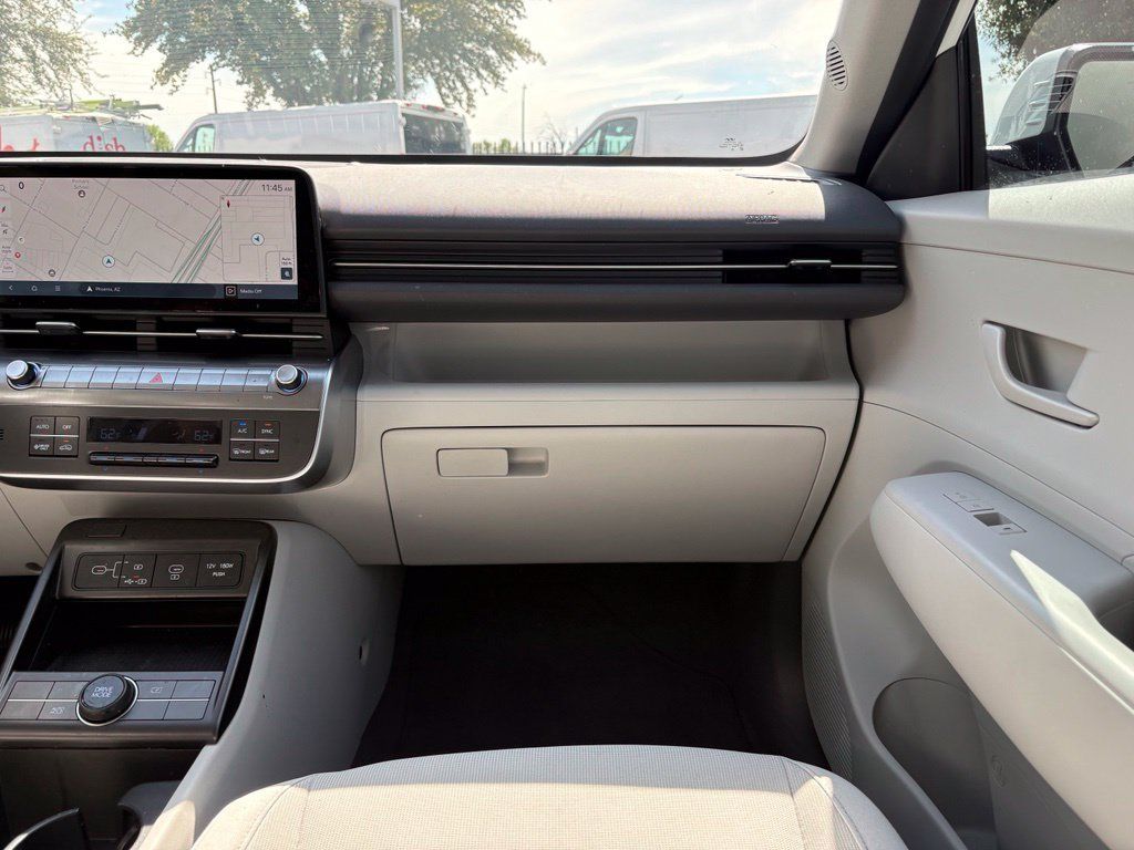 Used 2024 Hyundai Kona SE FWD image 8
