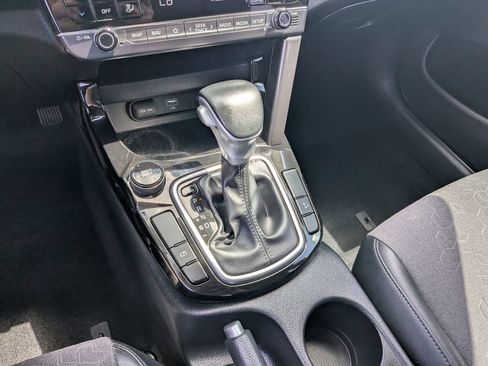 Certified 2024 Kia Seltos S FWD image 25