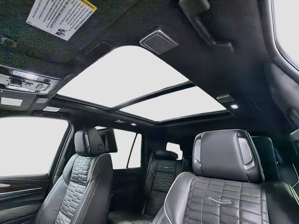 Used 2024 Cadillac Escalade Sport Platinum w/ LPO, ONYX Package AWD/4WD image 23