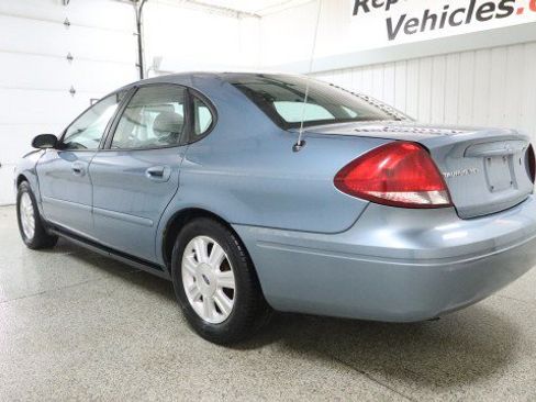 Used 2007 Ford Taurus SEL FWD image 3