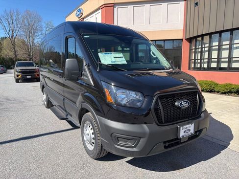 New 2026 Ford Transit 350 148 Medium Roof Wagon AWD image 9