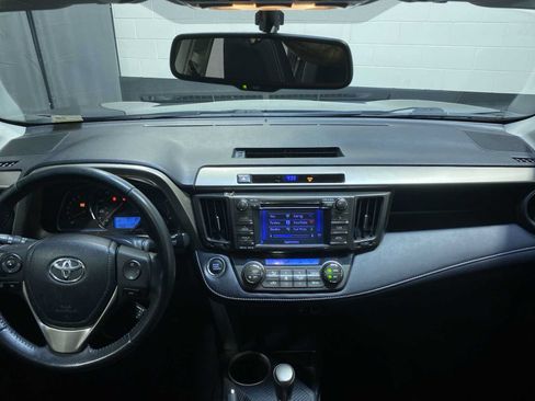 Used 2013 Toyota RAV4 Limited AWD/4WD image 10
