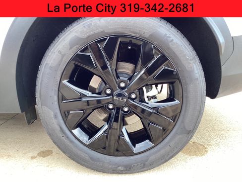 Used 2025 Kia Sportage X-Line w/ Premium Package AWD/4WD image 9