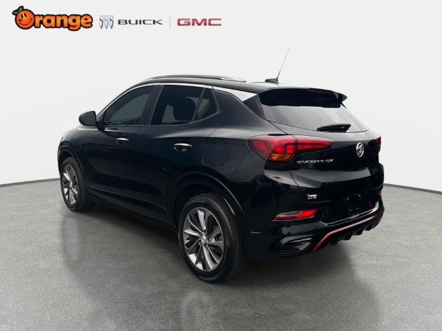Used 2022 Buick Encore GX Select w/ Sport Touring Package FWD image 6
