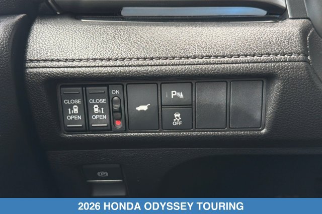 Certified 2026 Honda Odyssey Touring image 33