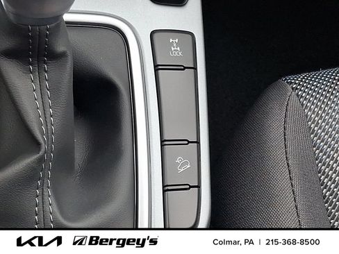 Certified 2026 Kia Seltos LX AWD/4WD image 18