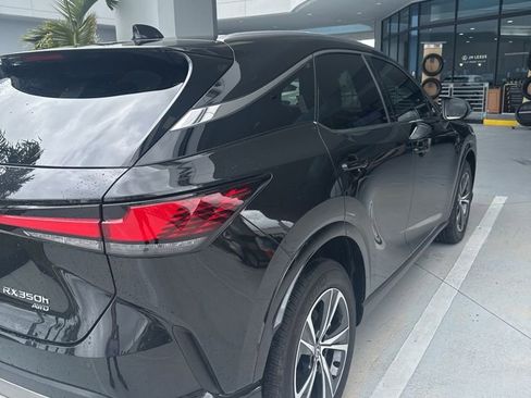 Used 2024 Lexus RX 350h w/ Accessory Package (K3) AWD/4WD image 7