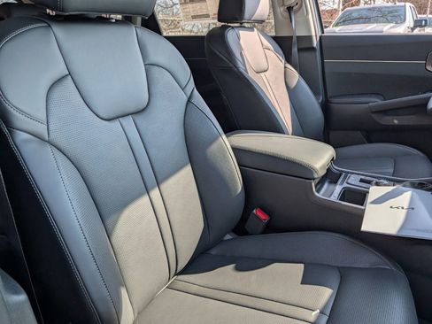 New 2026 Kia Sorento S FWD image 27