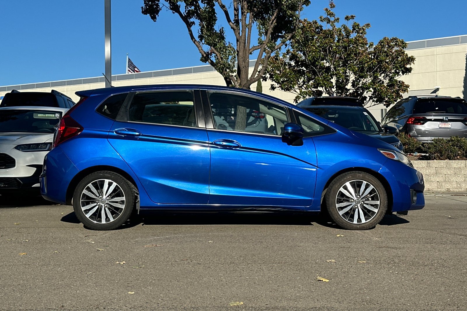 Used 2016 Honda Fit EX image 3