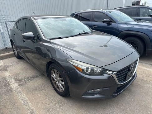 Used 2017 MAZDA MAZDA3 Sport FWD image 2
